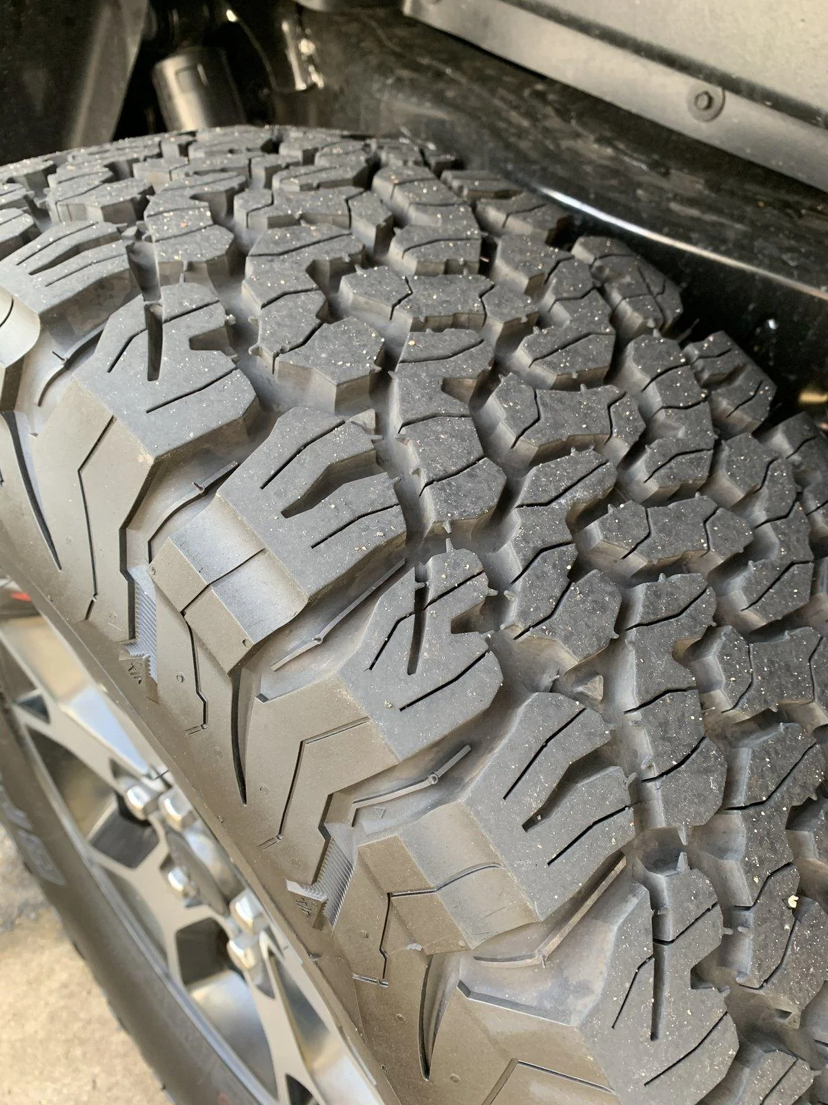 Jeep Gladiator SOLD: WTB or Trade: 285/70R17 Falken Wildpeak A/T or Trade for My M/T 03B41123-FB23-4040-9781-BFAD5DDFDC21