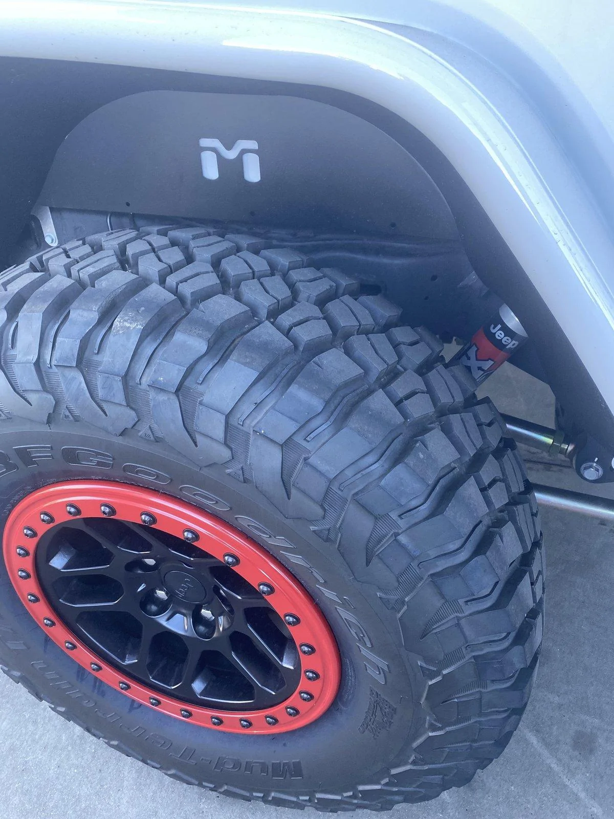 Jeep Gladiator Lets see all those Gladiators with lifts and bigger tires! Ld0GOcL7Q%C3AF+T0Ejl4