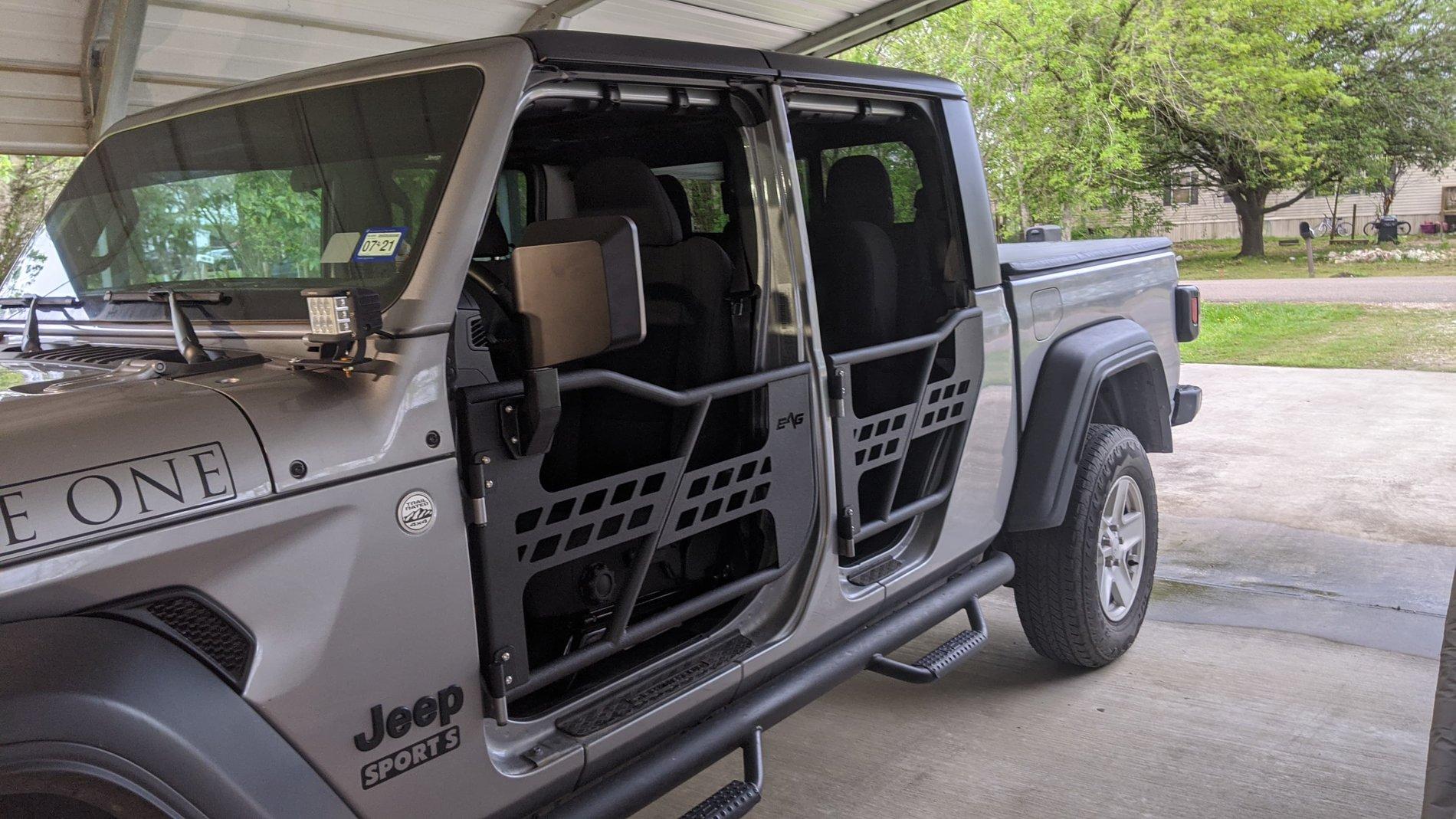 Jeep Gladiator What did you do TO your Gladiator today? [ADMIN WARNING: NO POLITICS, NO GUN TALK] 90502216_214521389773925_3182192259458138112_n