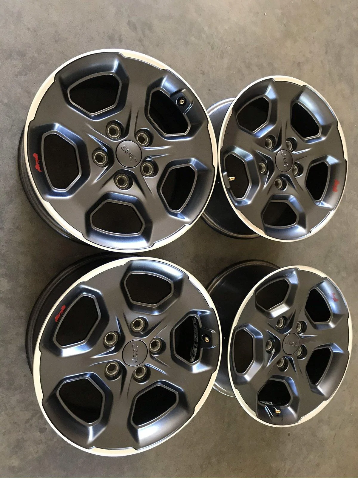Jeep Gladiator JEEP Rubicon JT Wheels Rims 595AEA74-B1D0-4A53-8A6F-D696F4661971