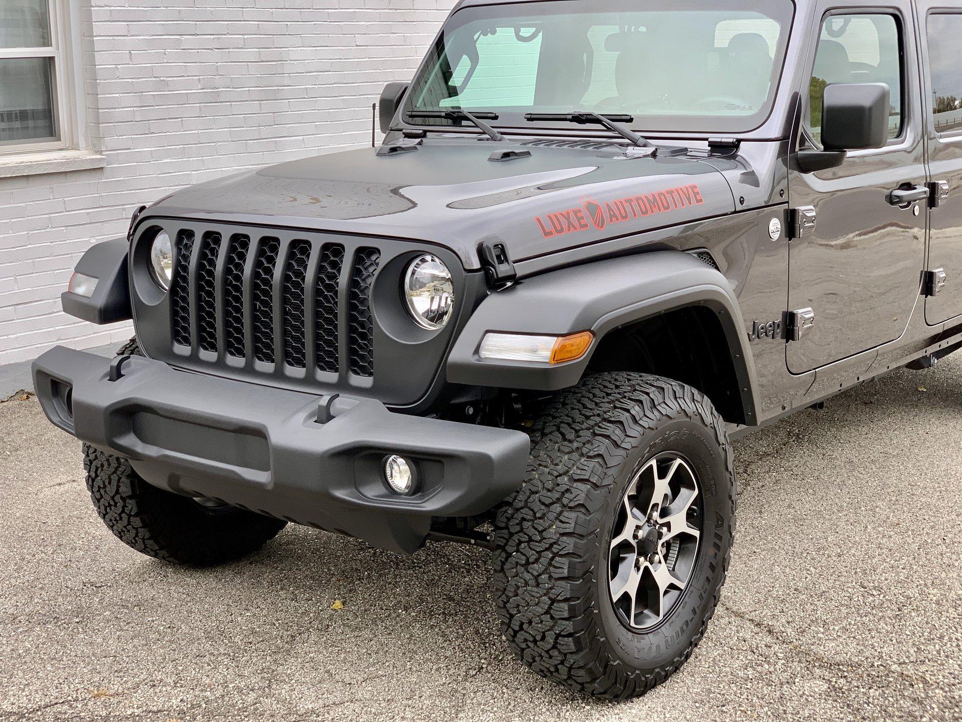 Jeep Gladiator Pic request: Sport with Rubicon Takeoffs 6F52F69A-DAF4-4FAA-BB88-351255108A6F_1_201_a