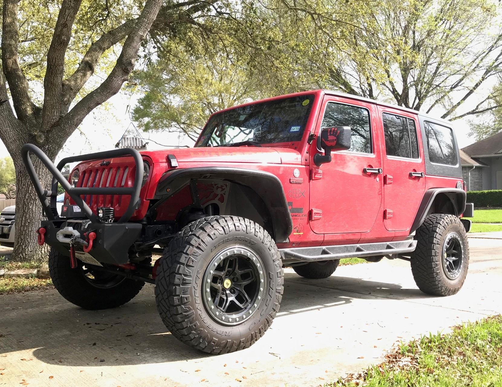 Jeep Gladiator Took the stock steps off my Overland. AEV