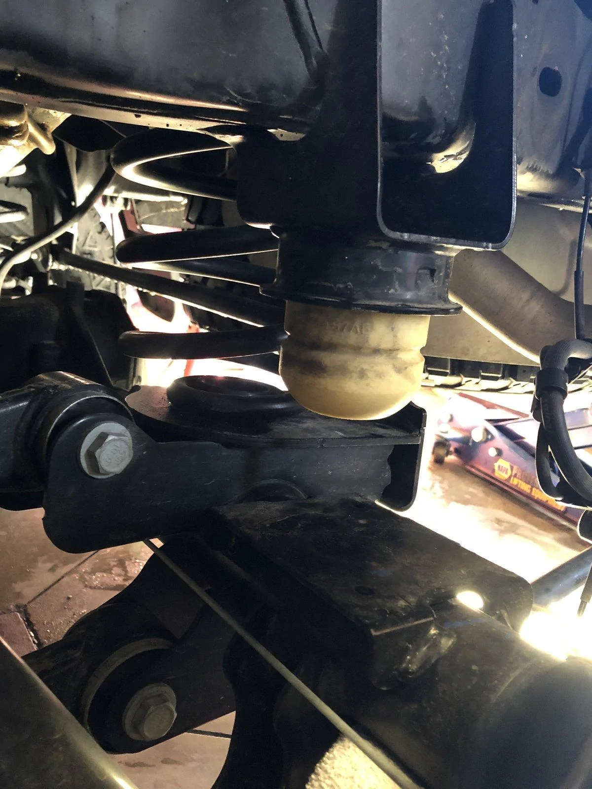 Jeep Gladiator Sumosprings/ Timbren for towing 8216BA12-1E37-45AE-AEC0-B099420988AF