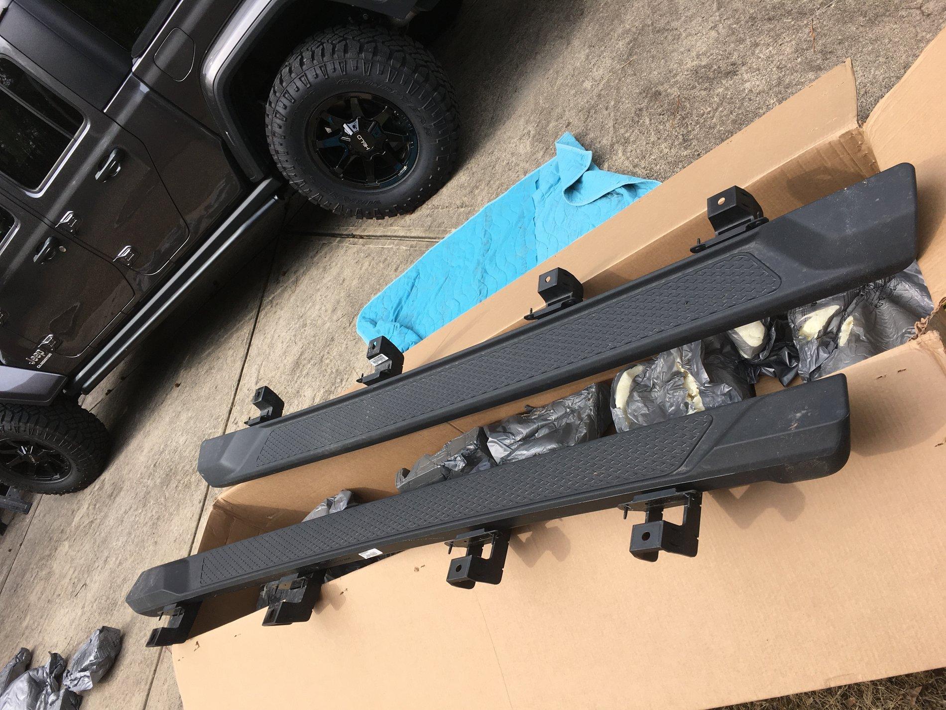 Jeep Gladiator Do I want side steps? Rock Rails? Sliders? 80CD6BBA-785D-4B36-8D38-22A7158ECA49