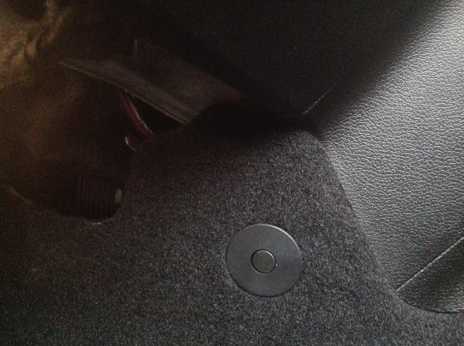 Jeep Gladiator Inexpensive Hidden Brake Controller Setup IMG_0724.JPG