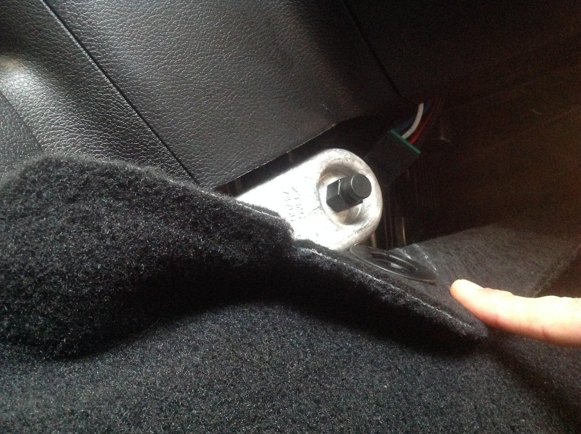 Jeep Gladiator Inexpensive Hidden Brake Controller Setup IMG_0723.JPG