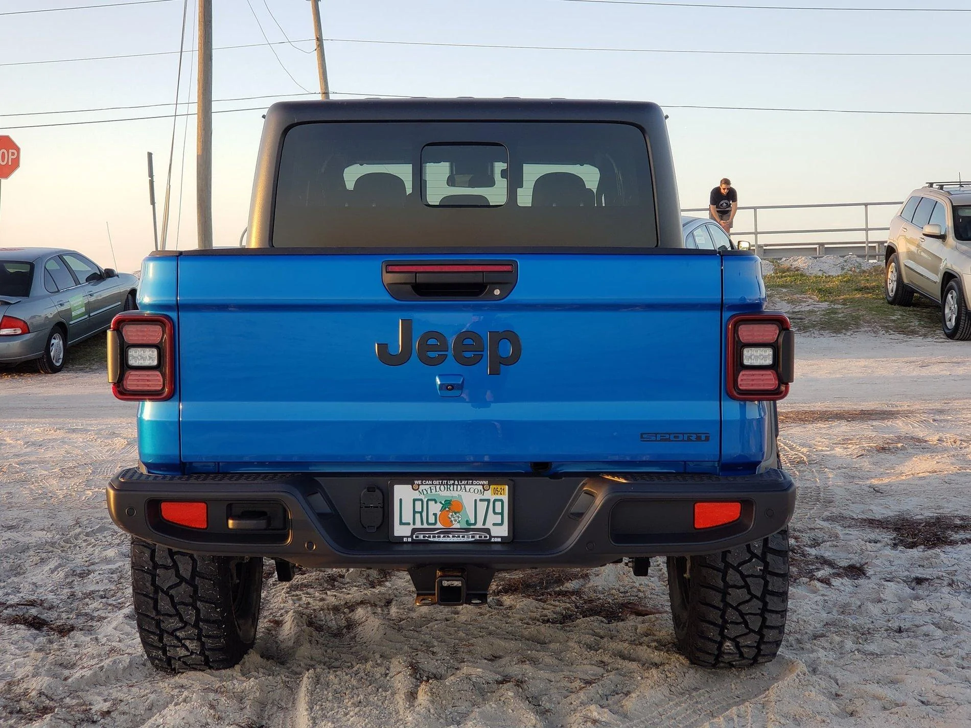 Jeep Gladiator Lets see all those Gladiators with lifts and bigger tires! 90433614_10221233089041351_5541132570667778048_o