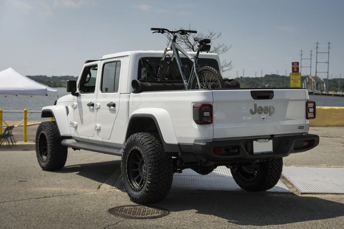 Jeep Gladiator Gladiator Bike Rack? DSC-9799