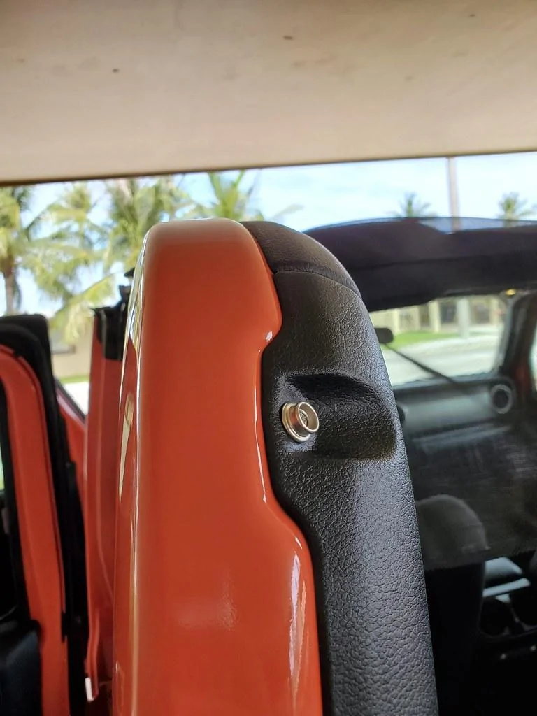 Jeep Gladiator Installing Mopar Sunbonnet (Bikini Top) 49700088606_3b07a907e3_