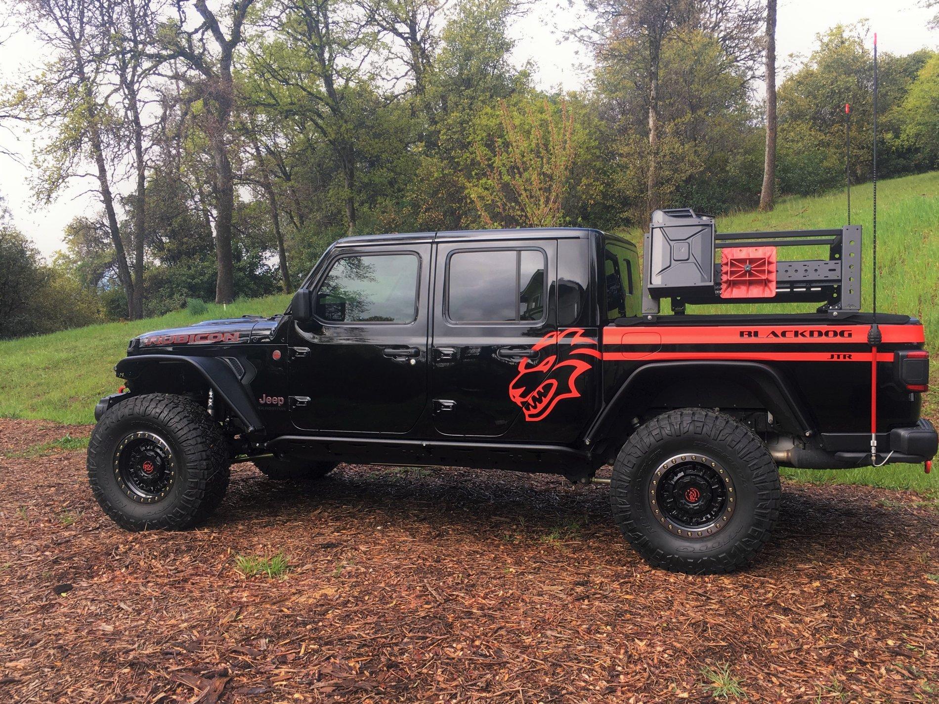 Jeep Gladiator BLACK Gladiator JT Club BD1