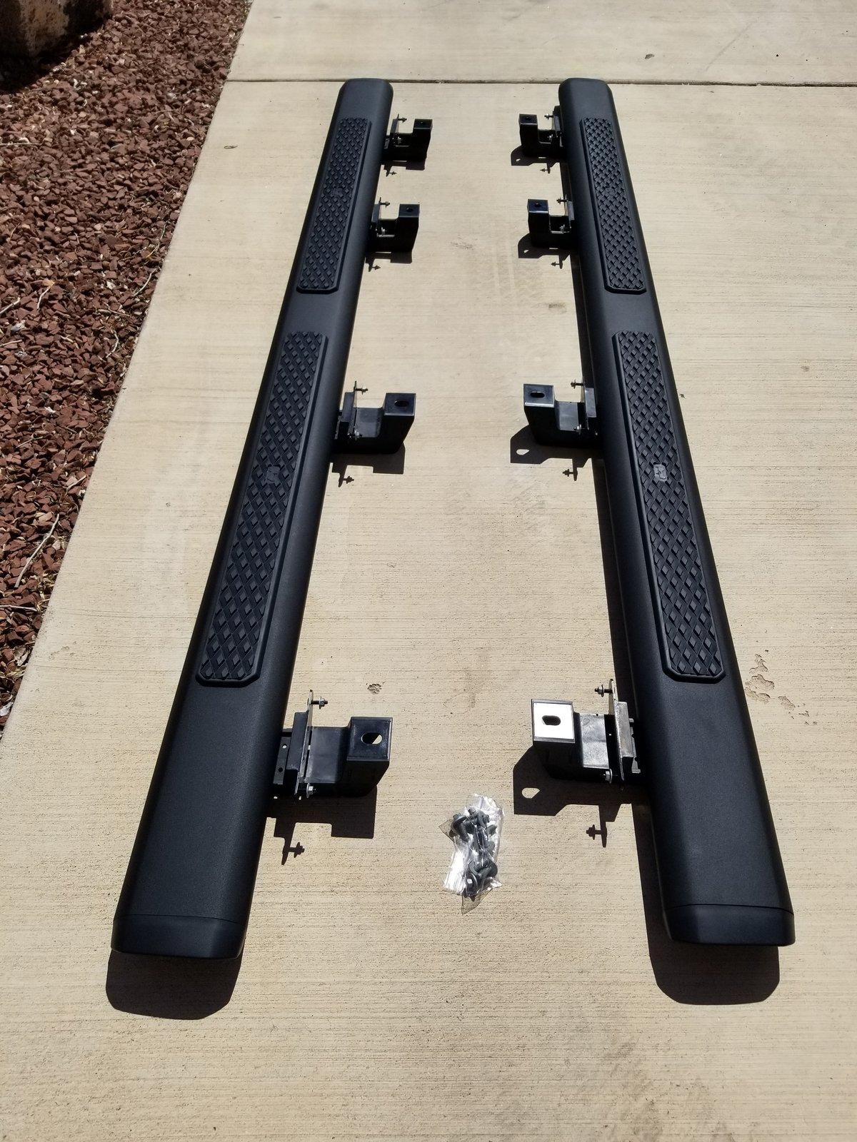 Jeep Gladiator WTS: Overland Side Steps OEM Overland side steps