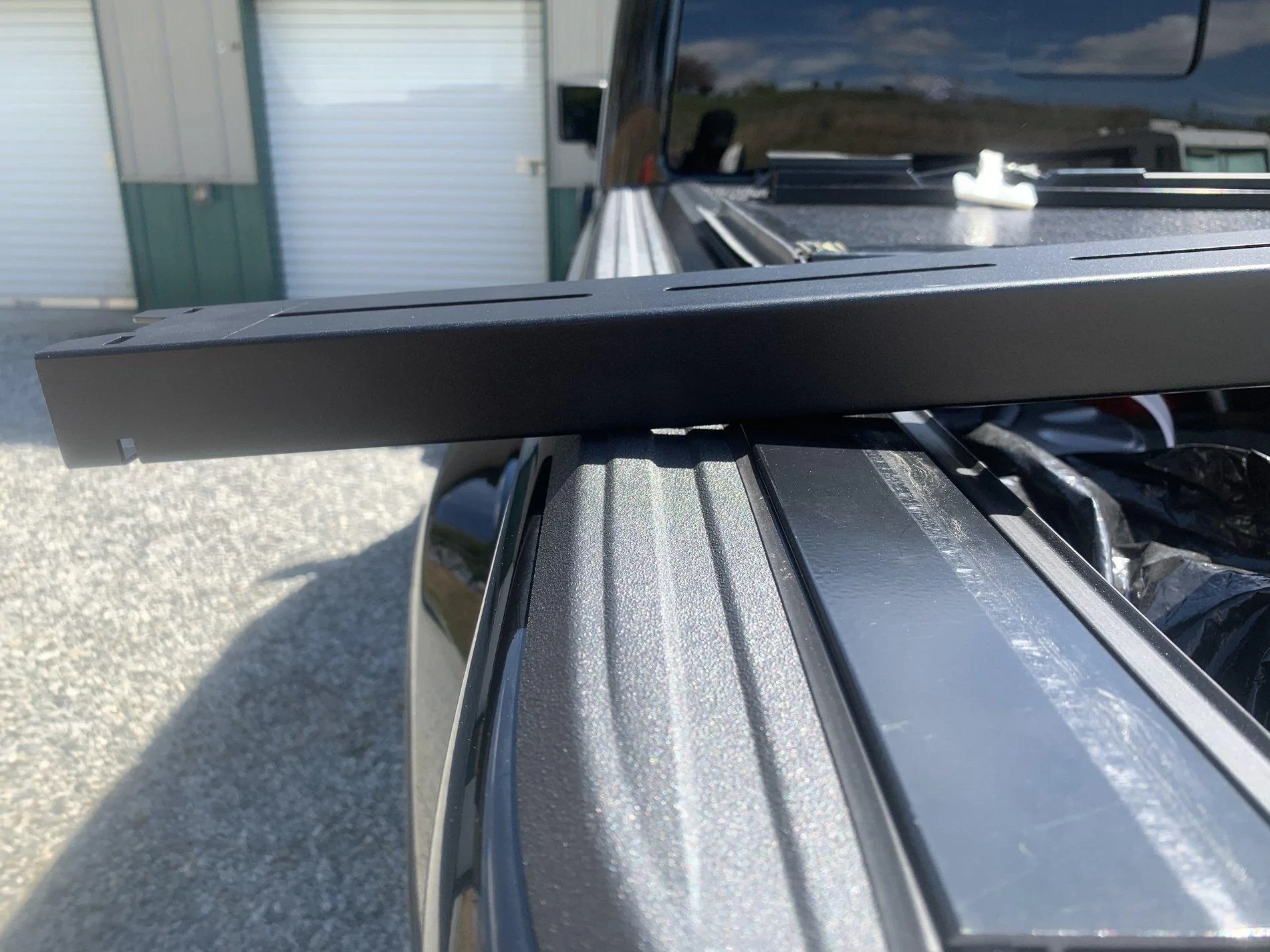 Jeep Gladiator MaxMod/Voodoo Crossbar Problem Tonneau 443746BF-CC98-4A0A-91A9-6513D22BE04C