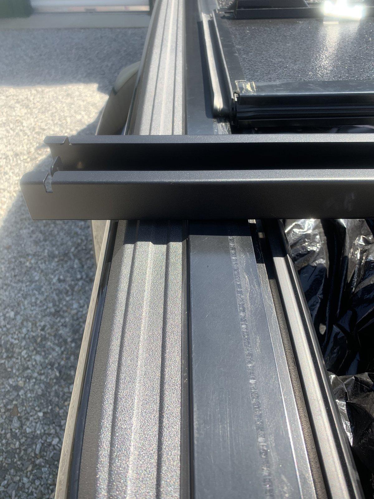Jeep Gladiator MaxMod/Voodoo Crossbar Problem Tonneau D37BA421-08B1-4D60-B2F8-D53036605838