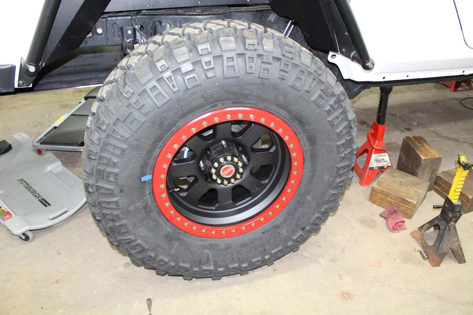 Jeep Gladiator KBAutosports Unforgiven build 049096CB-2253-4E61-8522-4016536C0DBA