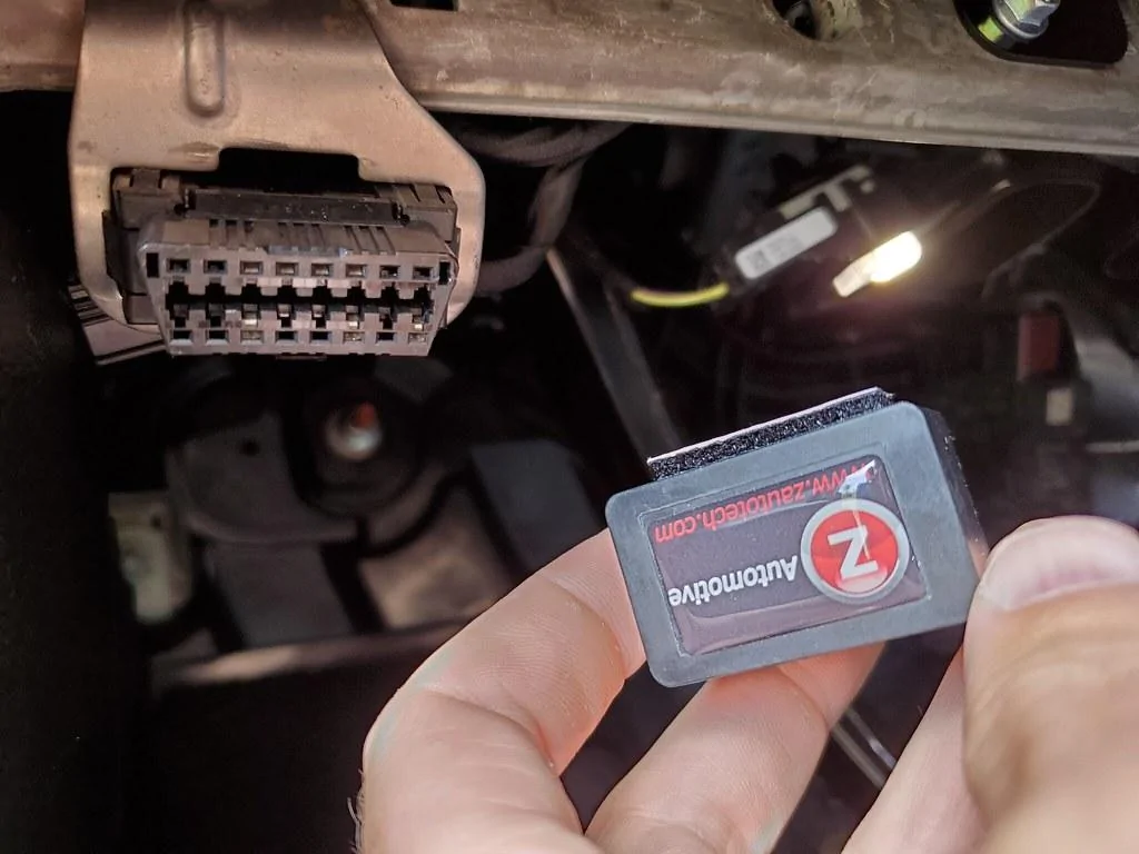 Jeep Gladiator Tazer Mini Lite Install 49702994068_e3ce22c449_