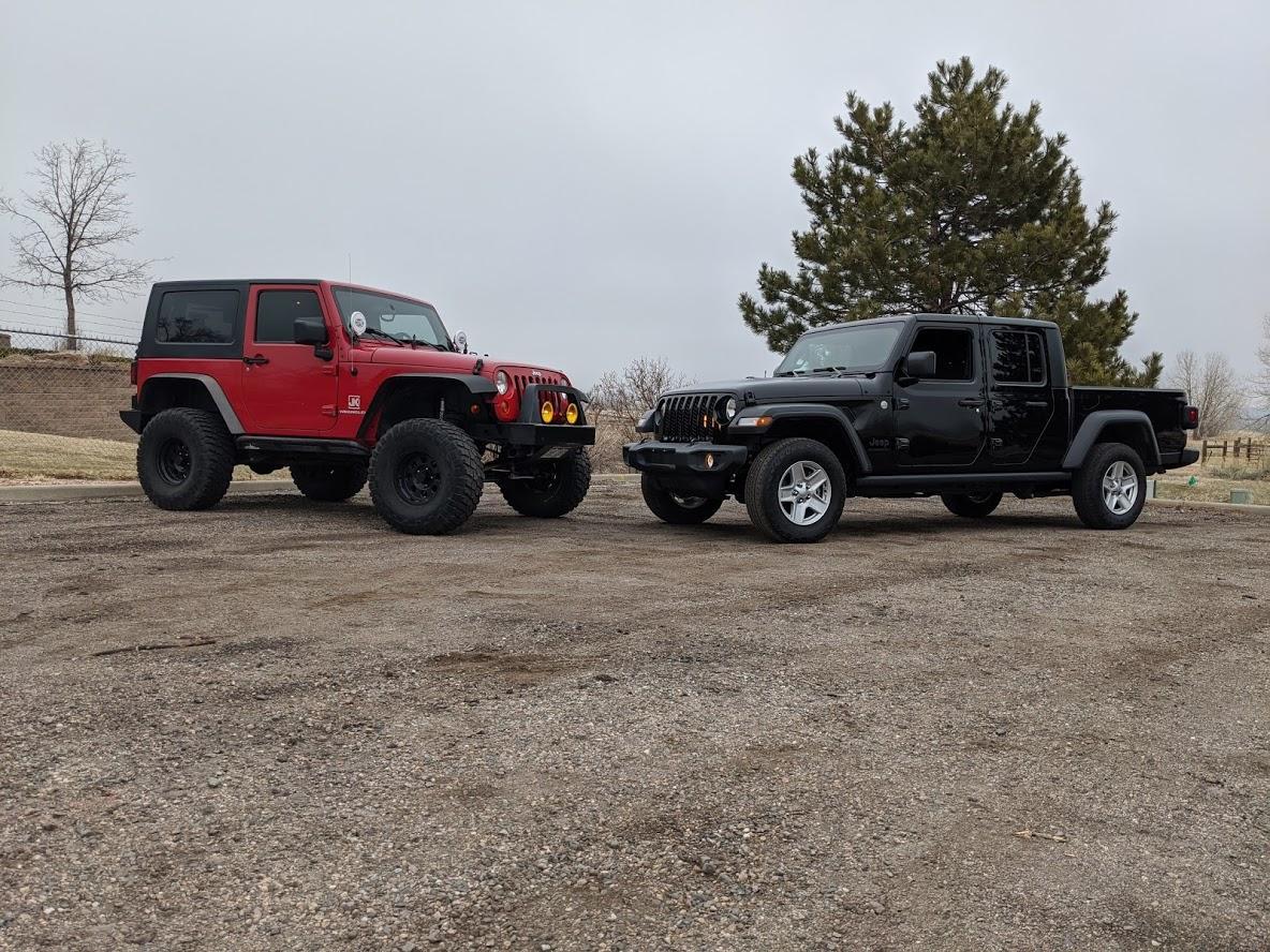 Jeep Gladiator BLACK Gladiator JT Club glad1