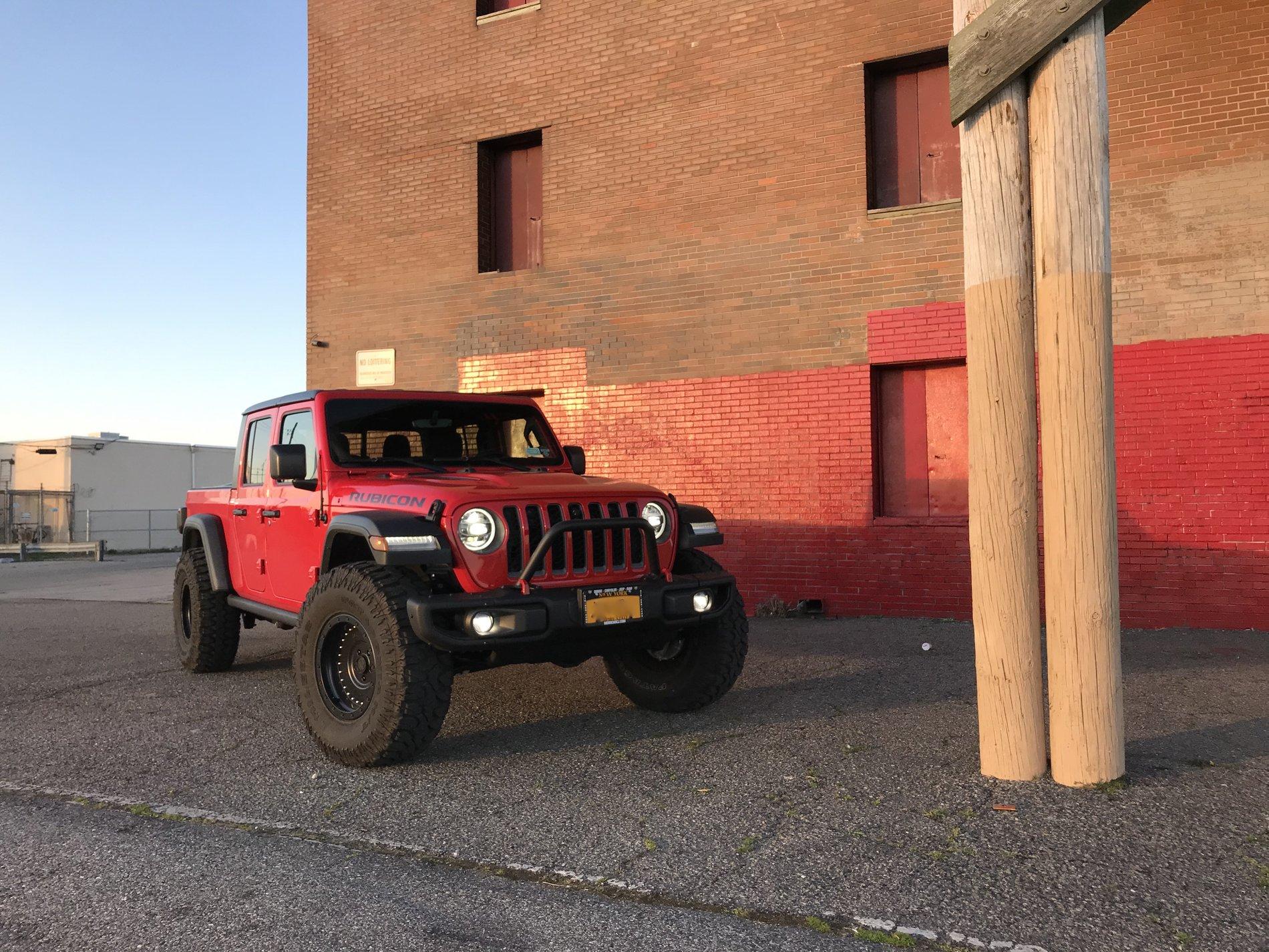 Jeep Gladiator FIRECRACKER RED Gladiator JT Club 51FA4BE7-E498-4253-A928-704E314A1145_1_201_a