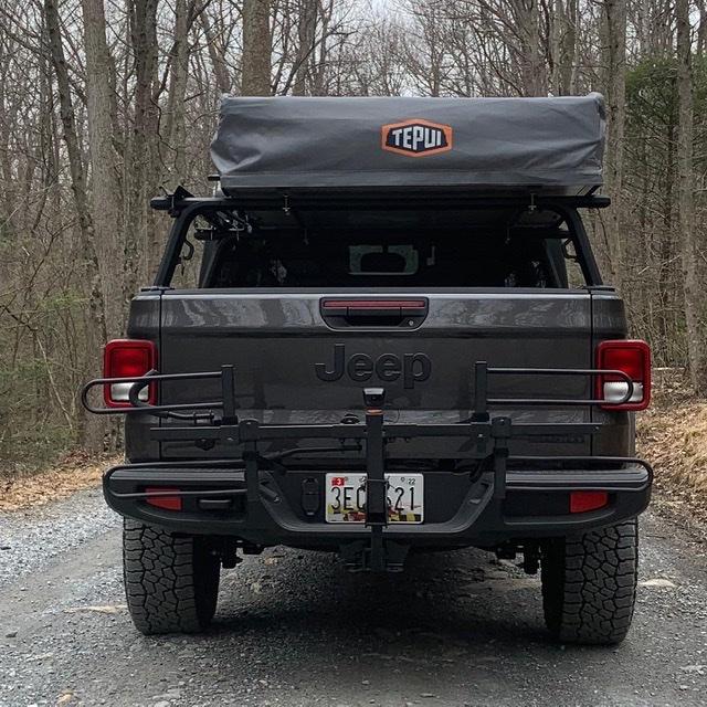 Jeep Gladiator FS: Yakima outpost universal bed rack system B53805B4-990C-454B-A6E1-EC6EAD38A02A