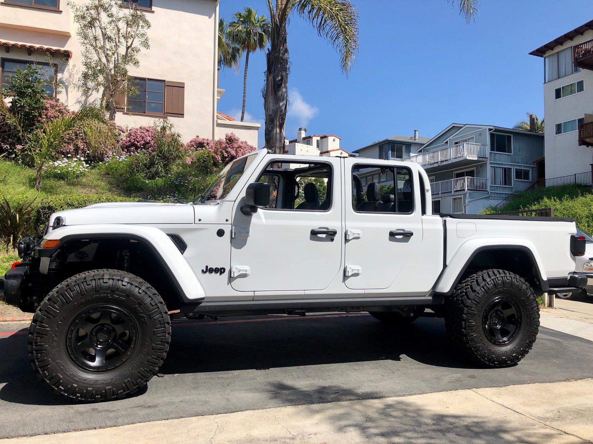 Jeep Gladiator What did you do WITH your Gladiator today? 60720987686__9155CF96-9CC6-469C-BE99-995158AA386D