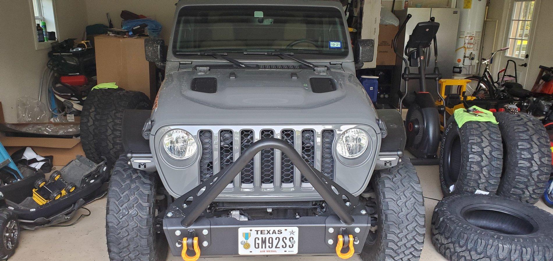 Jeep Gladiator Show me your front bumpers!! 20200325_184739