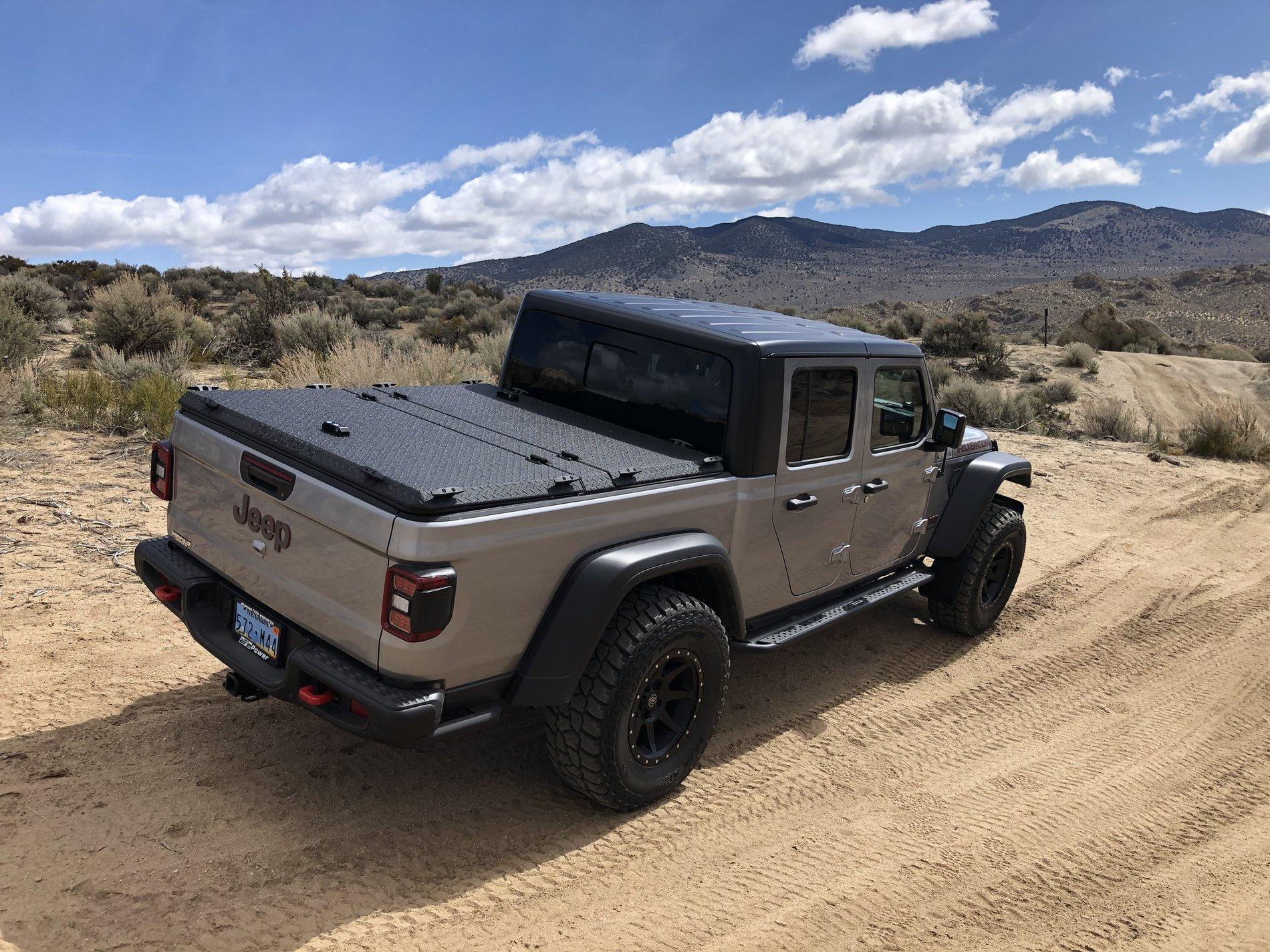 Jeep Gladiator Diamondback HD 7A097030-28B0-48A4-9BED-D2149EA91A9F