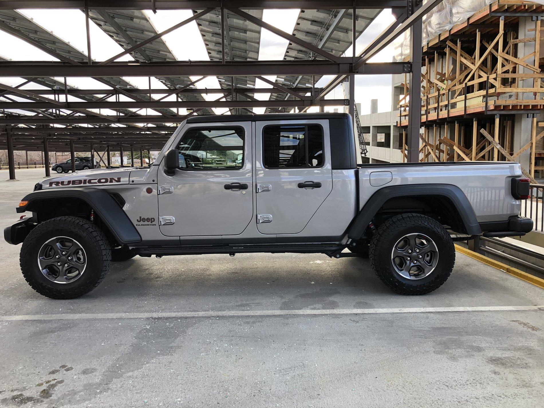 Jeep Gladiator RenoRubi Build 00E7C68E-97E7-4667-B23B-034A82BF231B