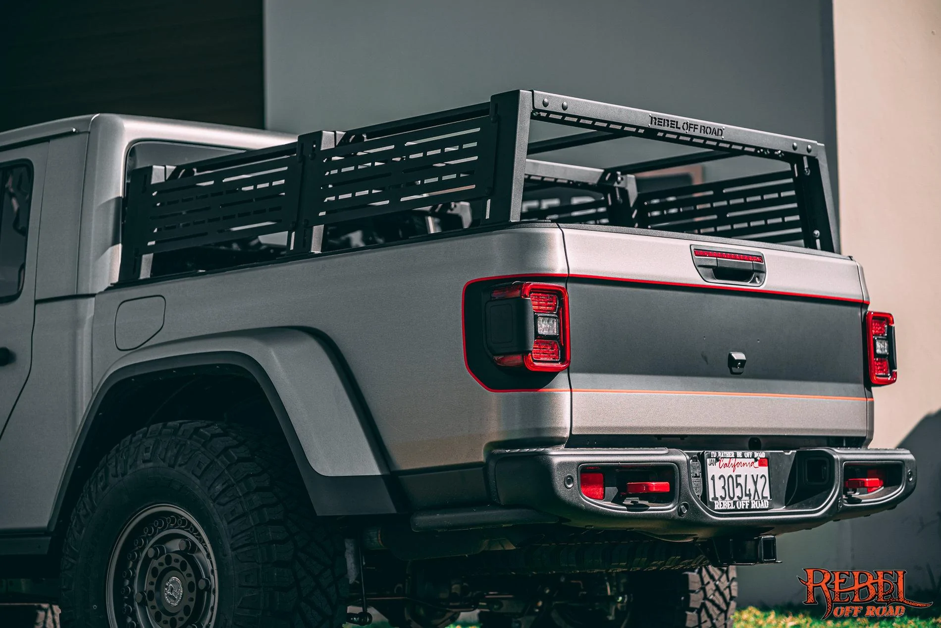 Jeep Gladiator 2020 Jeep Gladiator Brushed Aluminu with XPLOR Half Rack RebelOffRoad-00770
