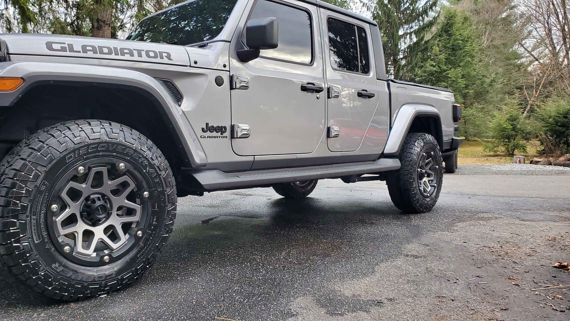 Jeep Gladiator BILLET SILVER Gladiator JT Club 20200331_174601