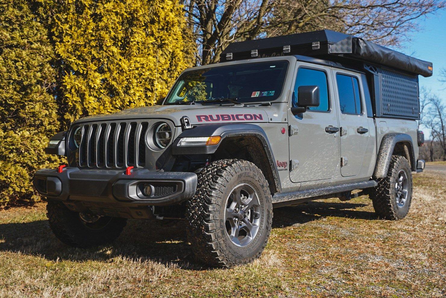 Jeep Gladiator Alu-Cab Canopy Camper CD6545DE-6F22-4057-955A-F715E9B83E07