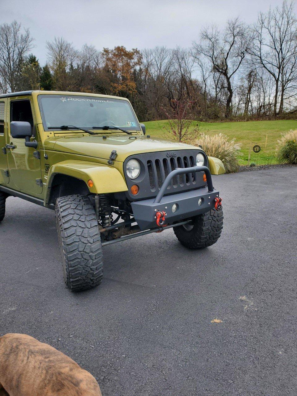 Jeep Gladiator What other jeep is in your garage? jeeps3