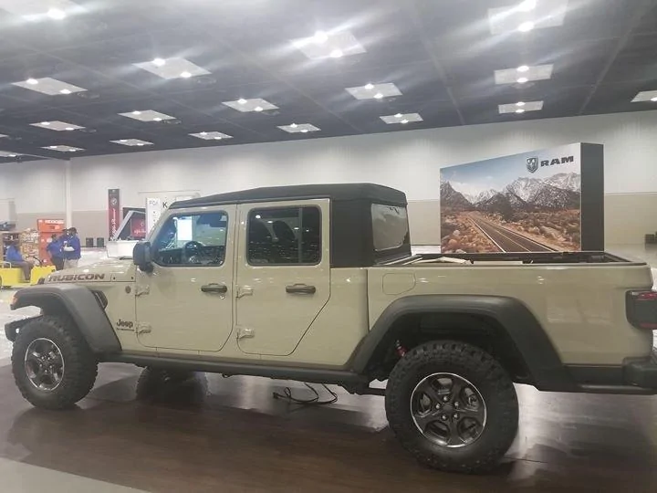 Jeep Gladiator GOBI Gladiator JT Club 8D9F895C-534E-4D72-9503-07FBFE3E1683