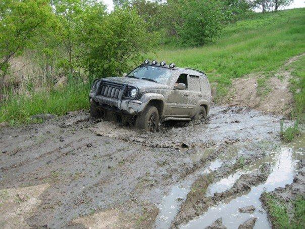 Jeep Gladiator Current and former Jeep owners B38BFA0B-78D7-43E9-BBB1-8275F0F4D031