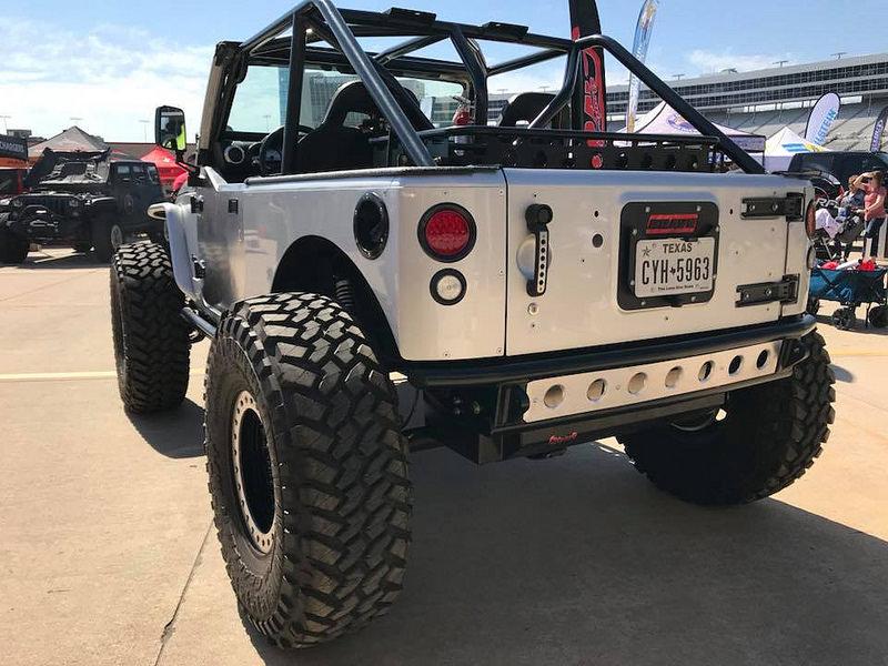 Jeep Gladiator Current and former Jeep owners 39893388894_ea971aa772_c