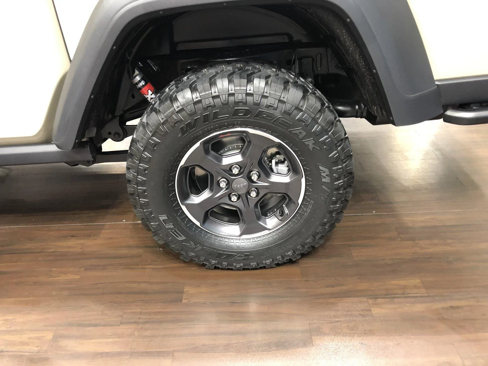 Jeep Gladiator Indy Auto Show C0801142-AA32-42D3-B08D-BF995E17662C