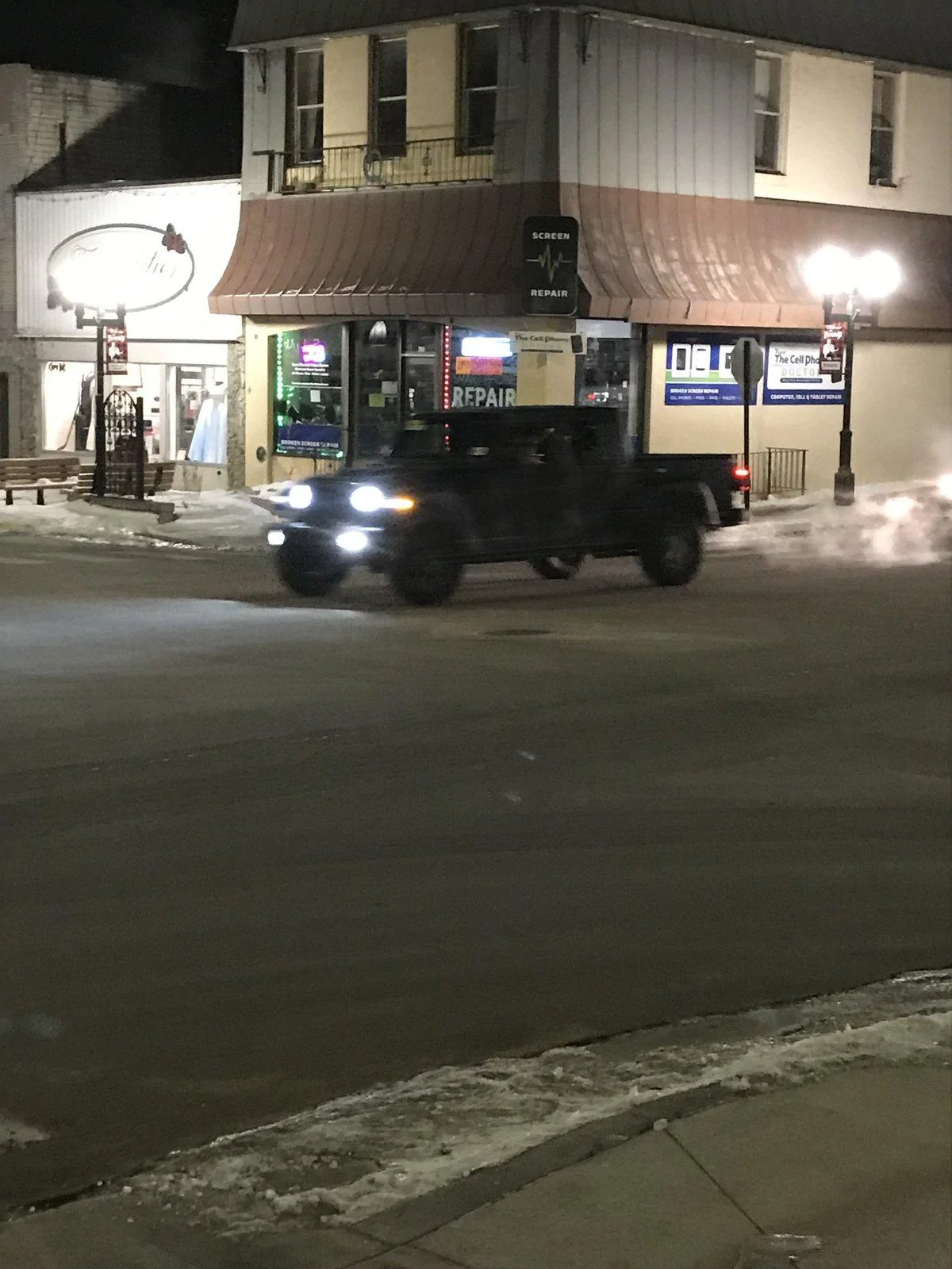 Jeep Gladiator JT sightings at consumer to shows? F9FA7E3F-0BD7-43C8-9F10-9C4DEA1E7ABD