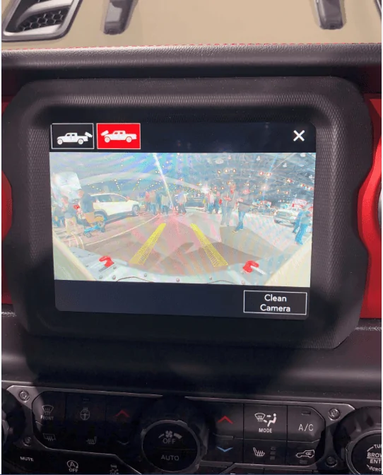 Jeep Gladiator Neat small features from Detroit auto show upload_2019-1-21_8-29-59