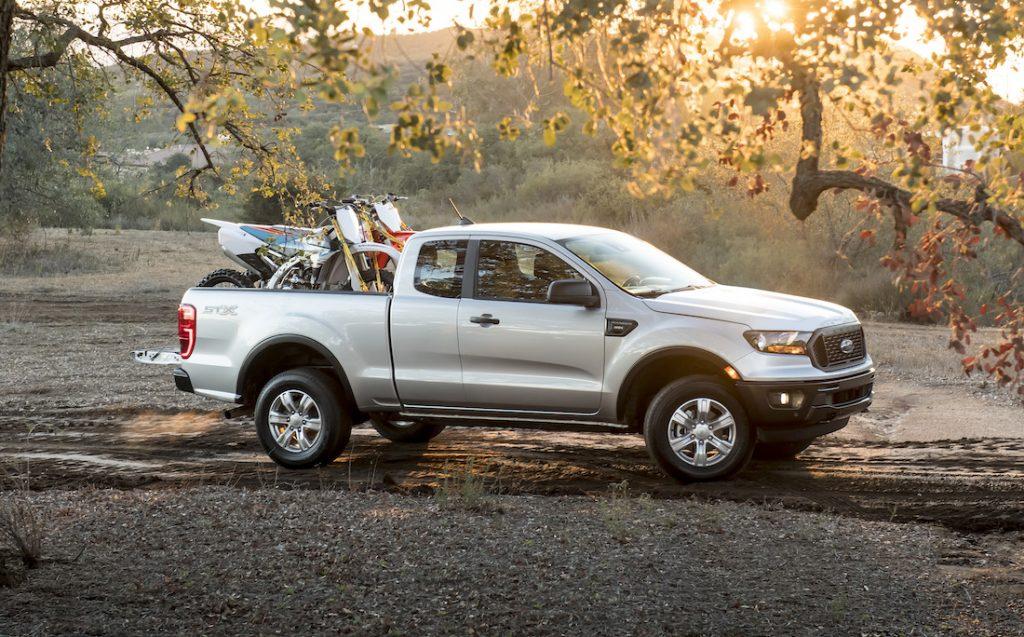 Jeep Gladiator Scrambler (JT) 2 door/Extended cab 2019-ford-ranger-dirt-bikes-payload-1024x637