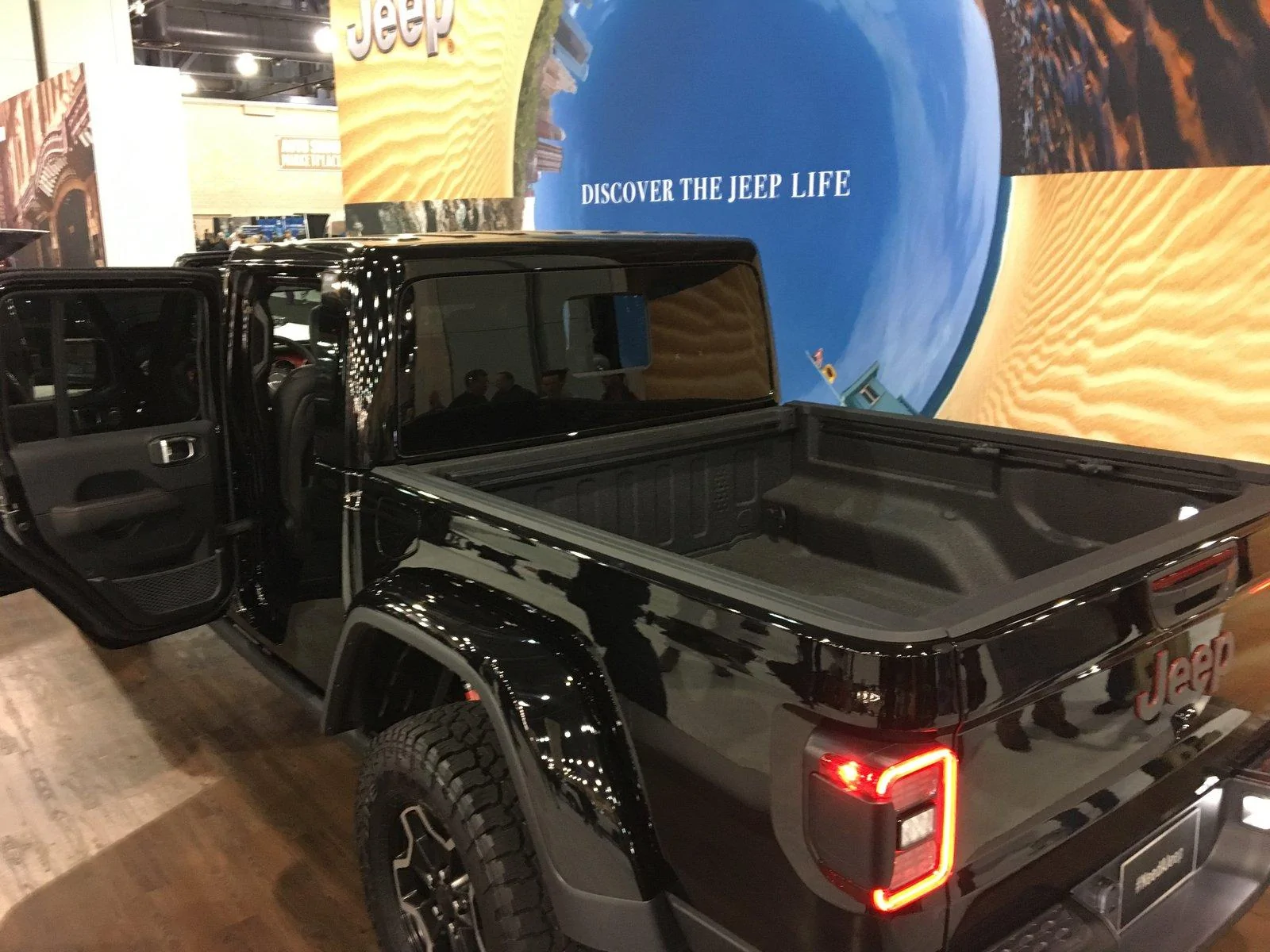 Jeep Gladiator BLACK Gladiator JT Club 9583DAEB-F68F-4757-BCF4-A0624619CFF0