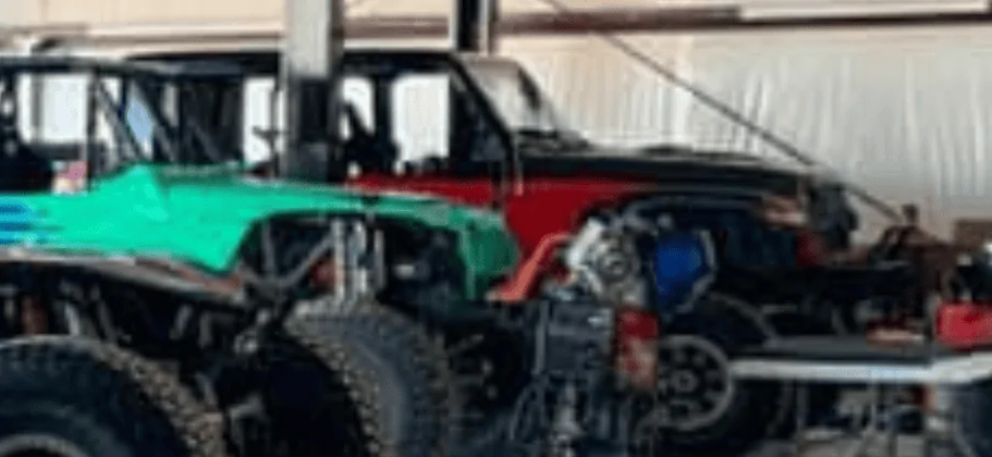 Jeep Gladiator Gladiator racing at King of the Hammers (by Savvy Off Road)! JT DELETE