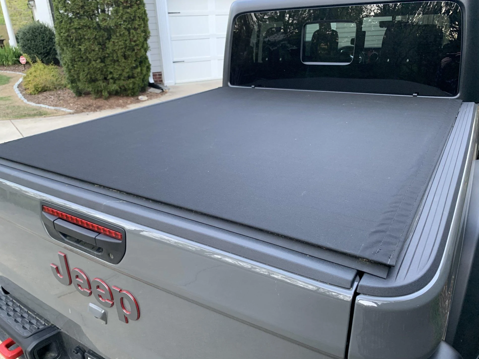 Jeep Gladiator Who has a rolling tonneau cover that they love? C602F60B-4F94-4C76-8ADE-16165DCFE7A0