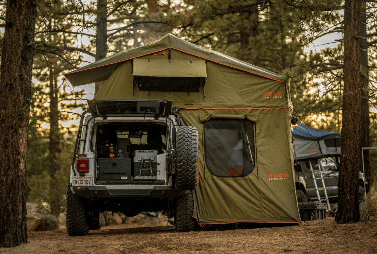 Jeep Gladiator ROAM Adventure Co. Vagabond Series Roof Top Tent RTT Screen Shot 2020-04-02 at 10.29.31 AM