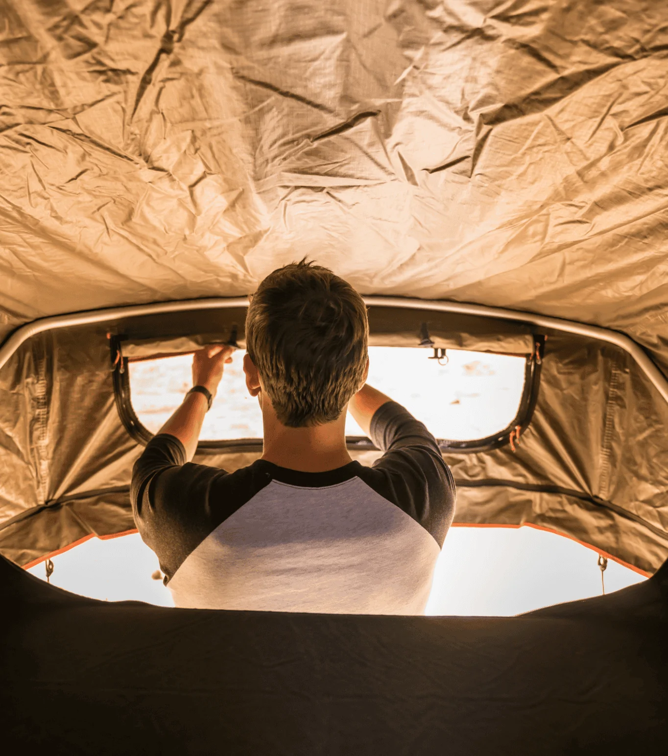 Jeep Gladiator ROAM Adventure Co. Vagabond Series Roof Top Tent RTT Screen Shot 2020-04-02 at 10.26.33 AM