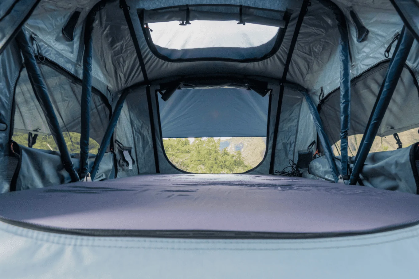 Jeep Gladiator ROAM Adventure Co. Vagabond Series Roof Top Tent RTT Screen Shot 2020-04-02 at 10.33.36 AM
