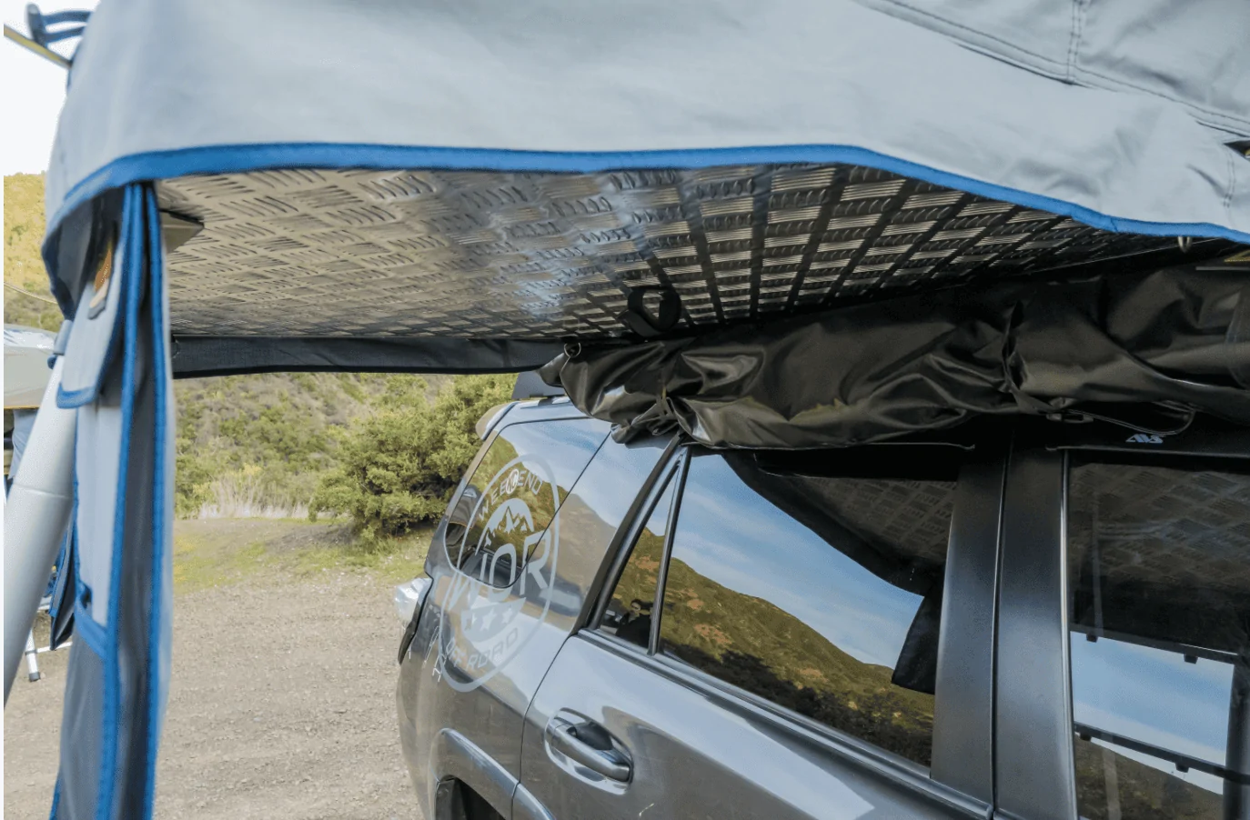 Jeep Gladiator ROAM Adventure Co. Vagabond Series Roof Top Tent RTT Screen Shot 2020-04-02 at 10.34.17 AM