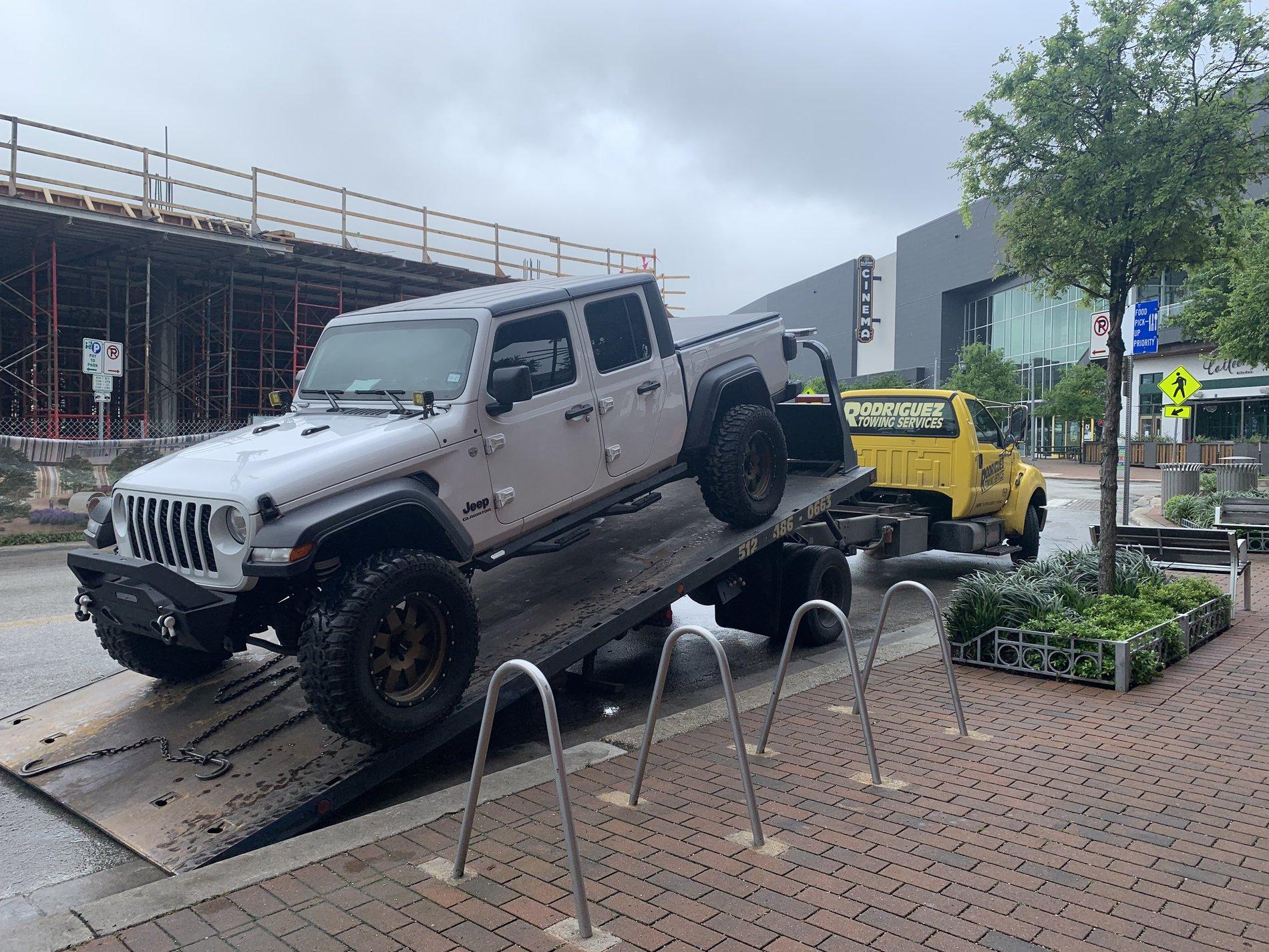 Jeep Gladiator Loving my JT. But...... 7088B331-EEE2-4472-BDBE-4FFE4922110B