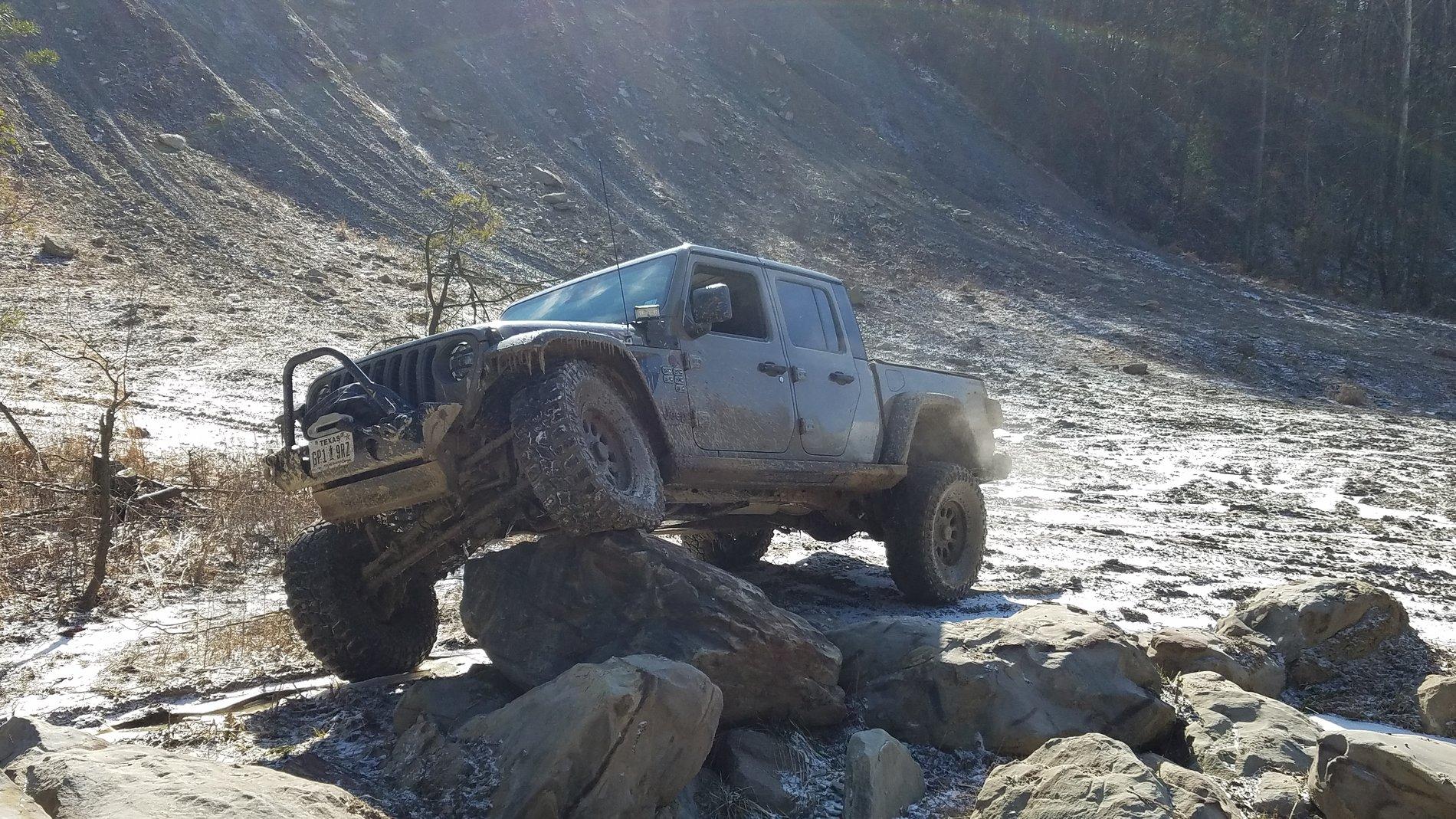Jeep Gladiator NOVA Jeepers 20200214_111830