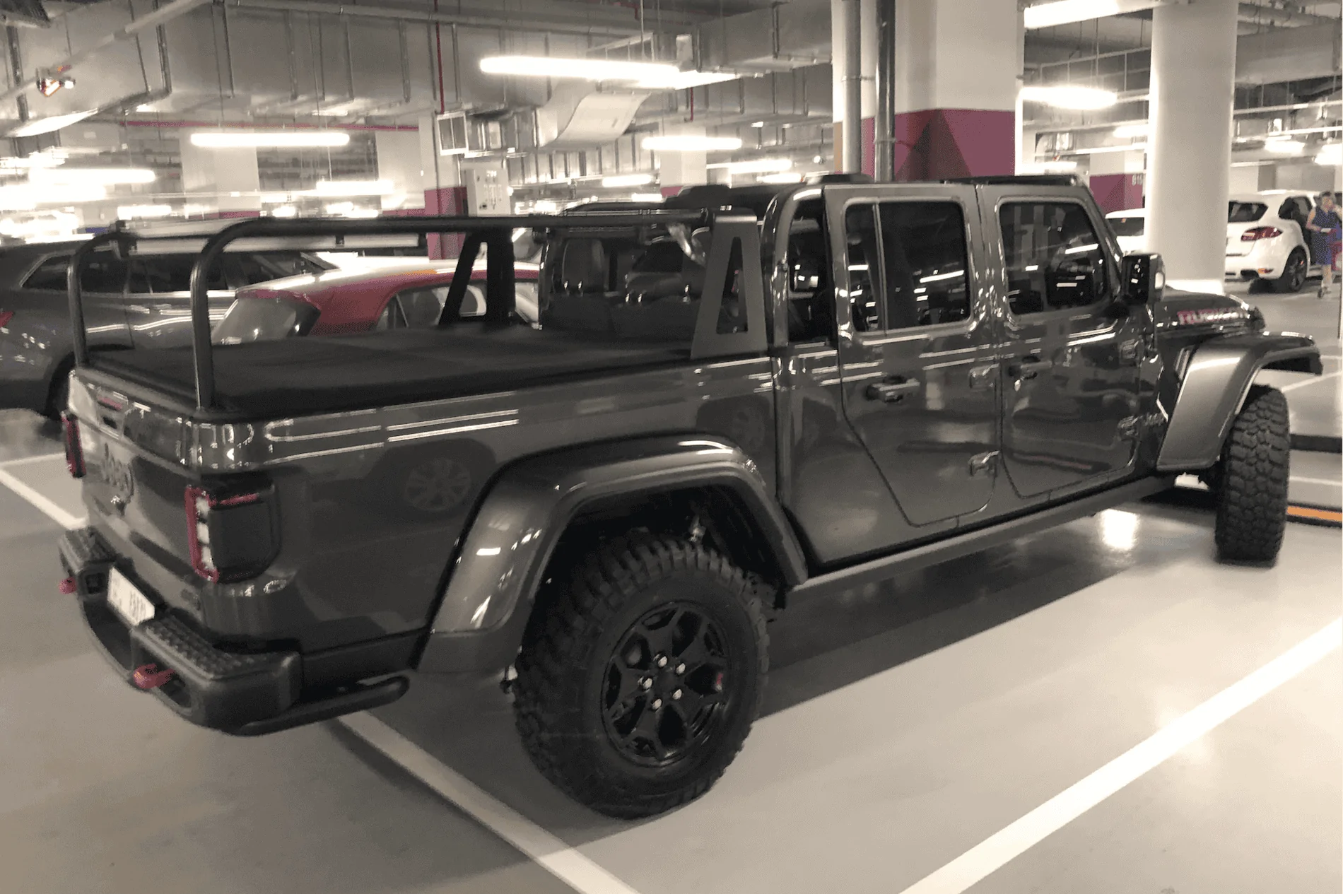 Jeep Gladiator Topless with a bed rack Screen Shot 2020-04-05 at 1.12.09 PM