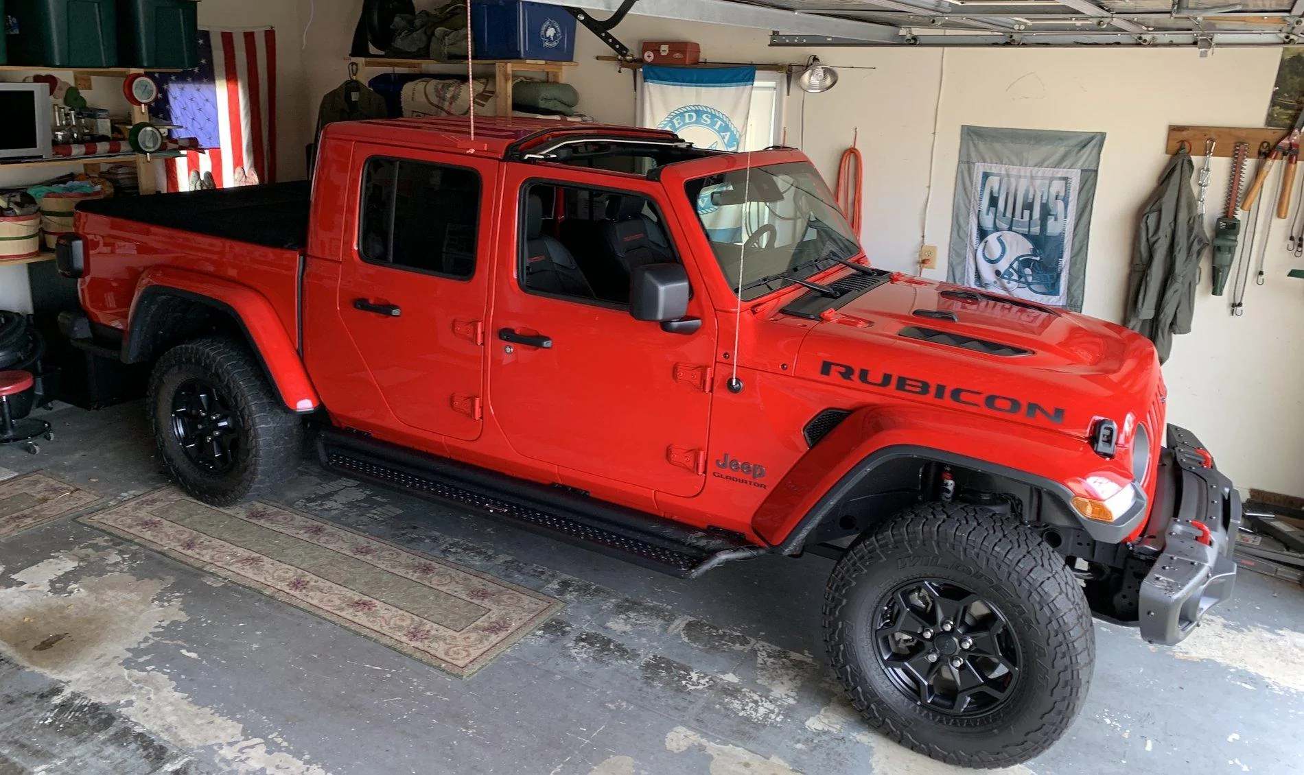 Jeep Gladiator OK Red E8347204-56B3-4288-92F7-D938FC80D8BE_1_201_a
