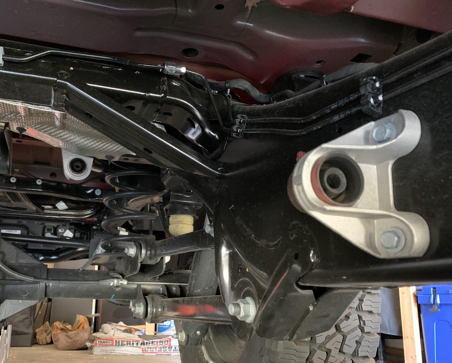 Jeep Gladiator OK Red B7B8A30E-74DC-434B-AD9F-2F6CD6AABE85_1_201_a
