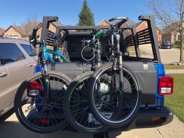 Jeep Gladiator What did you do TO your Gladiator today? [ADMIN WARNING: NO POLITICS, NO GUN TALK] Bikes on Tailgate